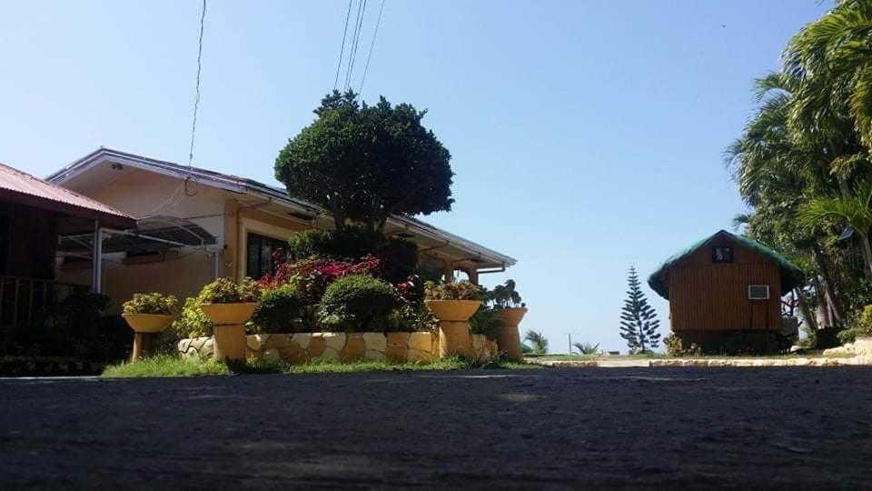 Seabreeze Beachfront Home And Cottages New Management San Juan (La Union) Eksteriør bilde